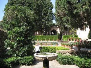 泰法與納斯里德宮廷庭院